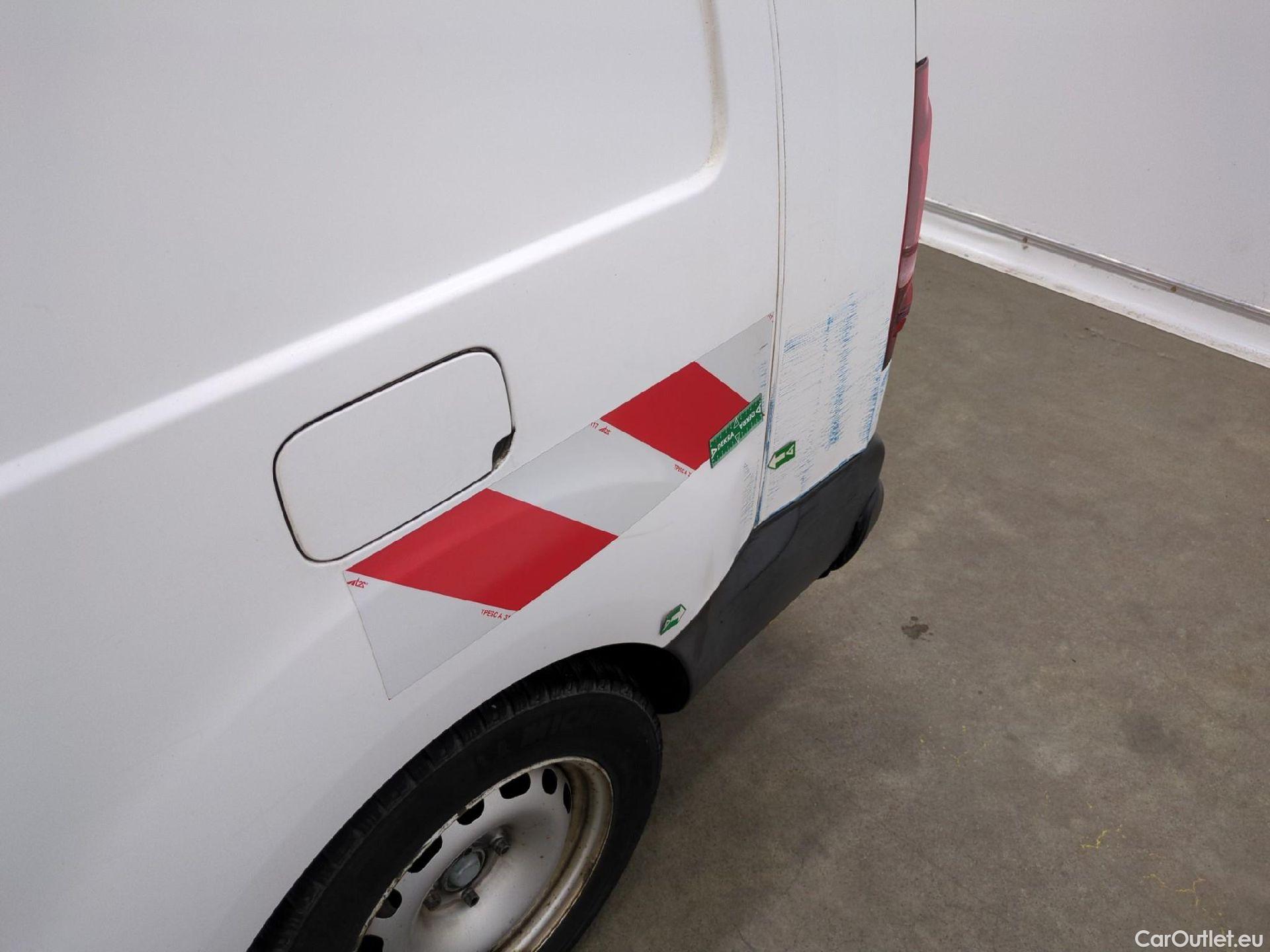  Citroen  Berlingo  Fourgon Business L2 (Long) 1.6 BlueHDi 100CV BVM5 E6 #32