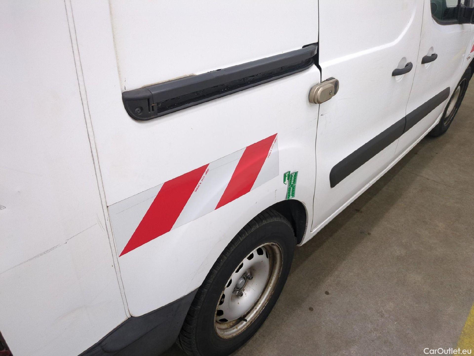  Citroen  Berlingo  Fourgon Business L2 (Long) 1.6 BlueHDi 100CV BVM5 E6 #43
