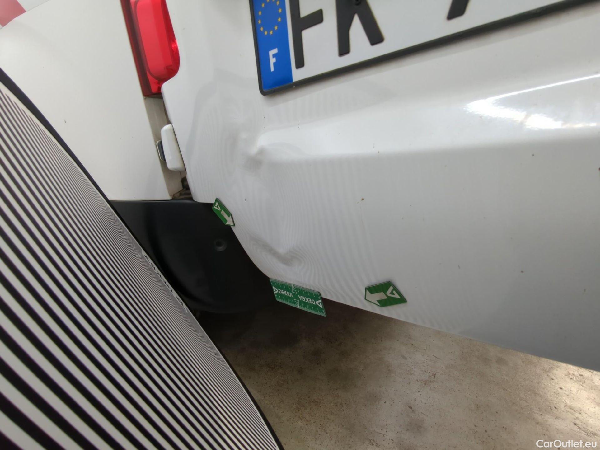  Peugeot  Expert  Fourgon Asphalt L2 2.0 HDi 120CV BVM6 E6dT #10