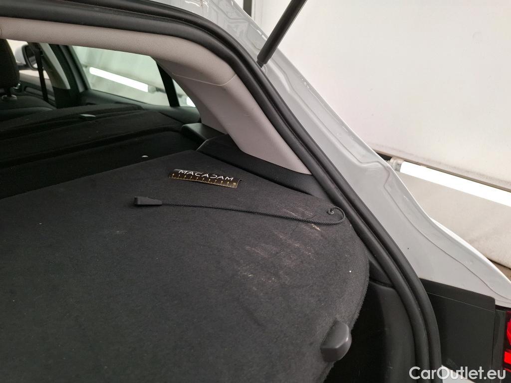  Renault  Megane  IV Berline 5pt. Société Air Nav 1.5 dCi 90CV BVM6 E6 #15