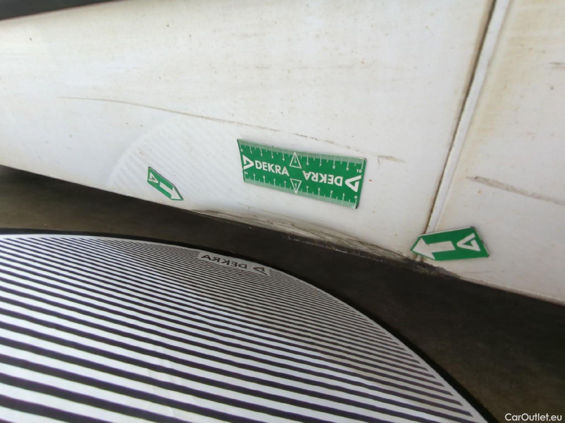  Renault  Master RENAULT  VU 4p Fourgon FG GCf Trac F3500 L3H2 Energy dCi 145 E6 #95
