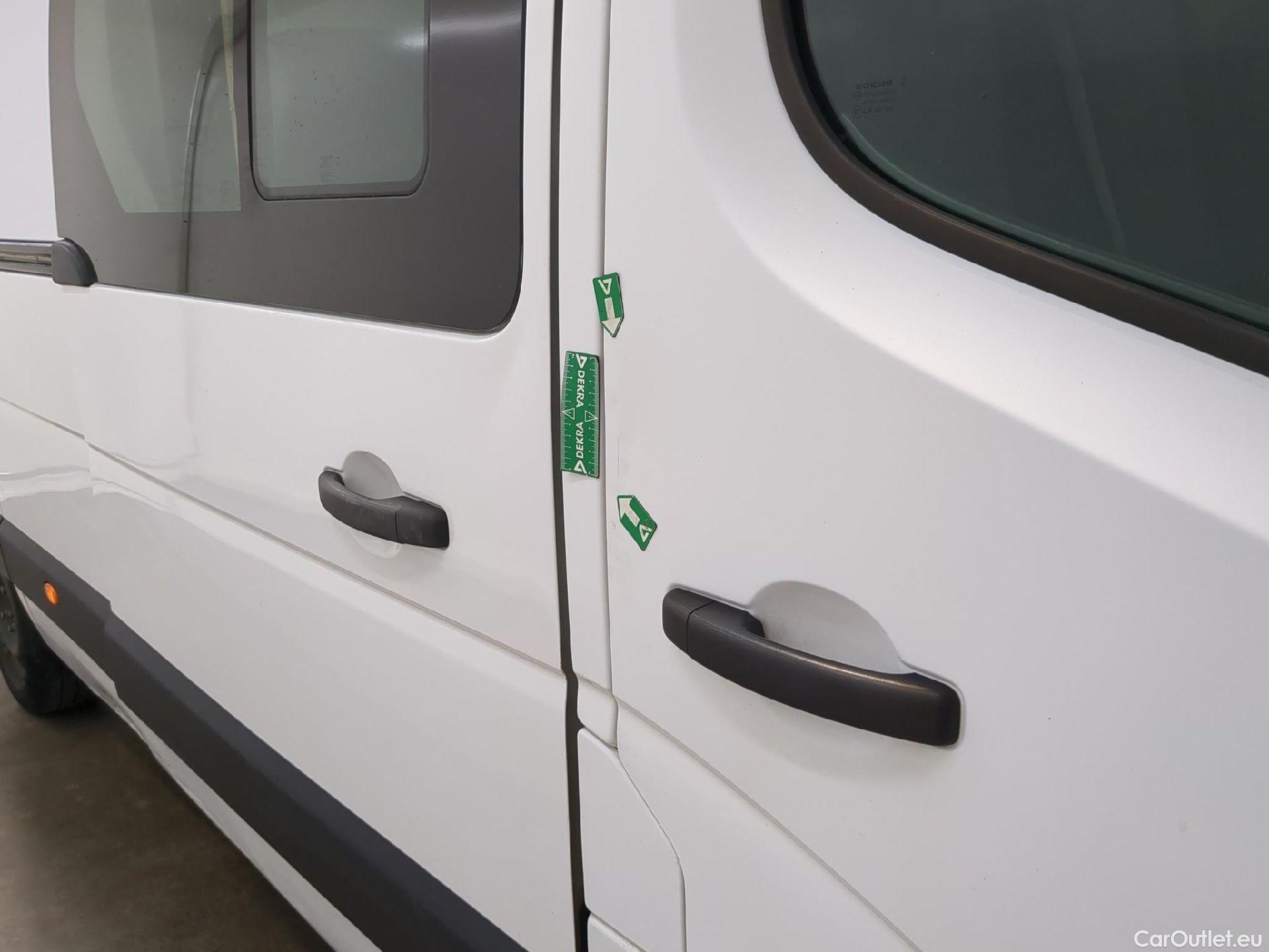  Renault  Master RENAULT  VU 4p Fourgon FG GCf Trac F3500 L3H2 Energy dCi 145 E6 #63