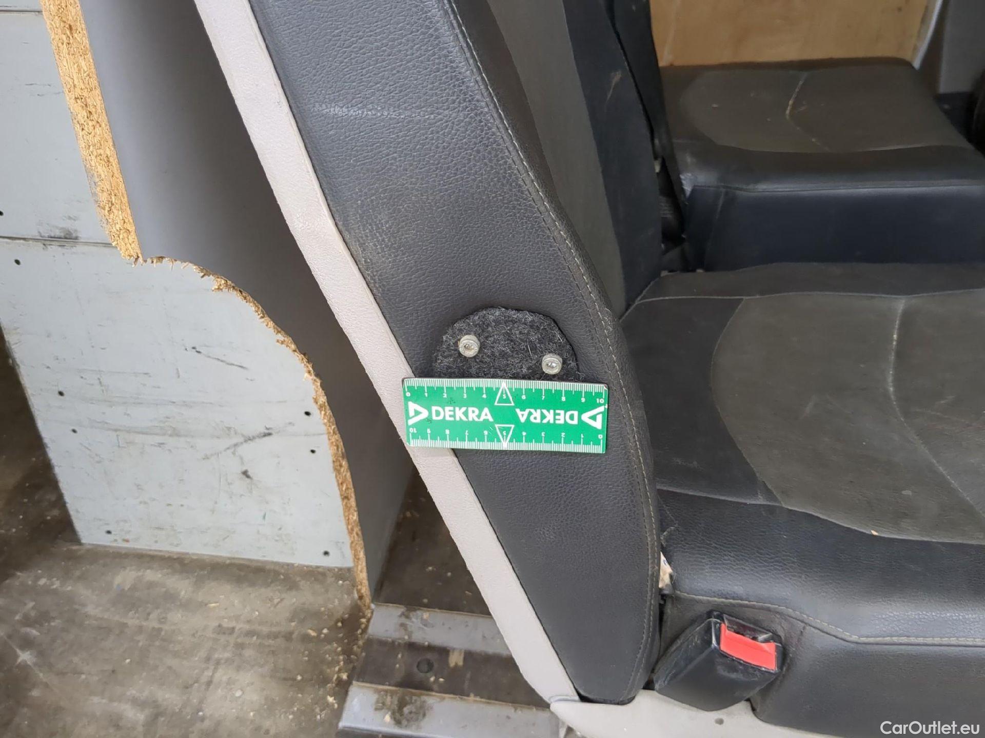  Renault  Master RENAULT  VU 4p Fourgon FG GCf Trac F3500 L3H2 Energy dCi 145 E6 #17