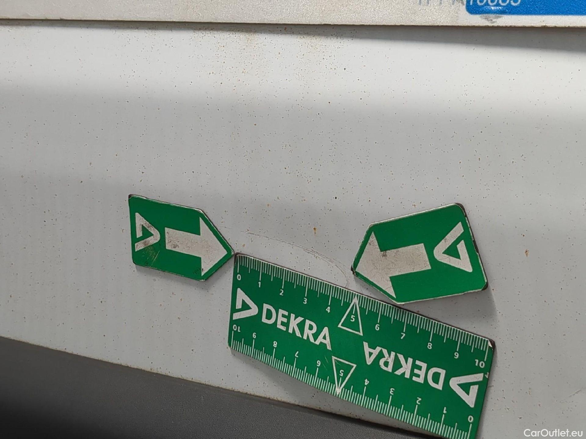  Renault  Master RENAULT  VU 4p Fourgon FG GCf Trac F3500 L3H2 Energy dCi 145 E6 #109