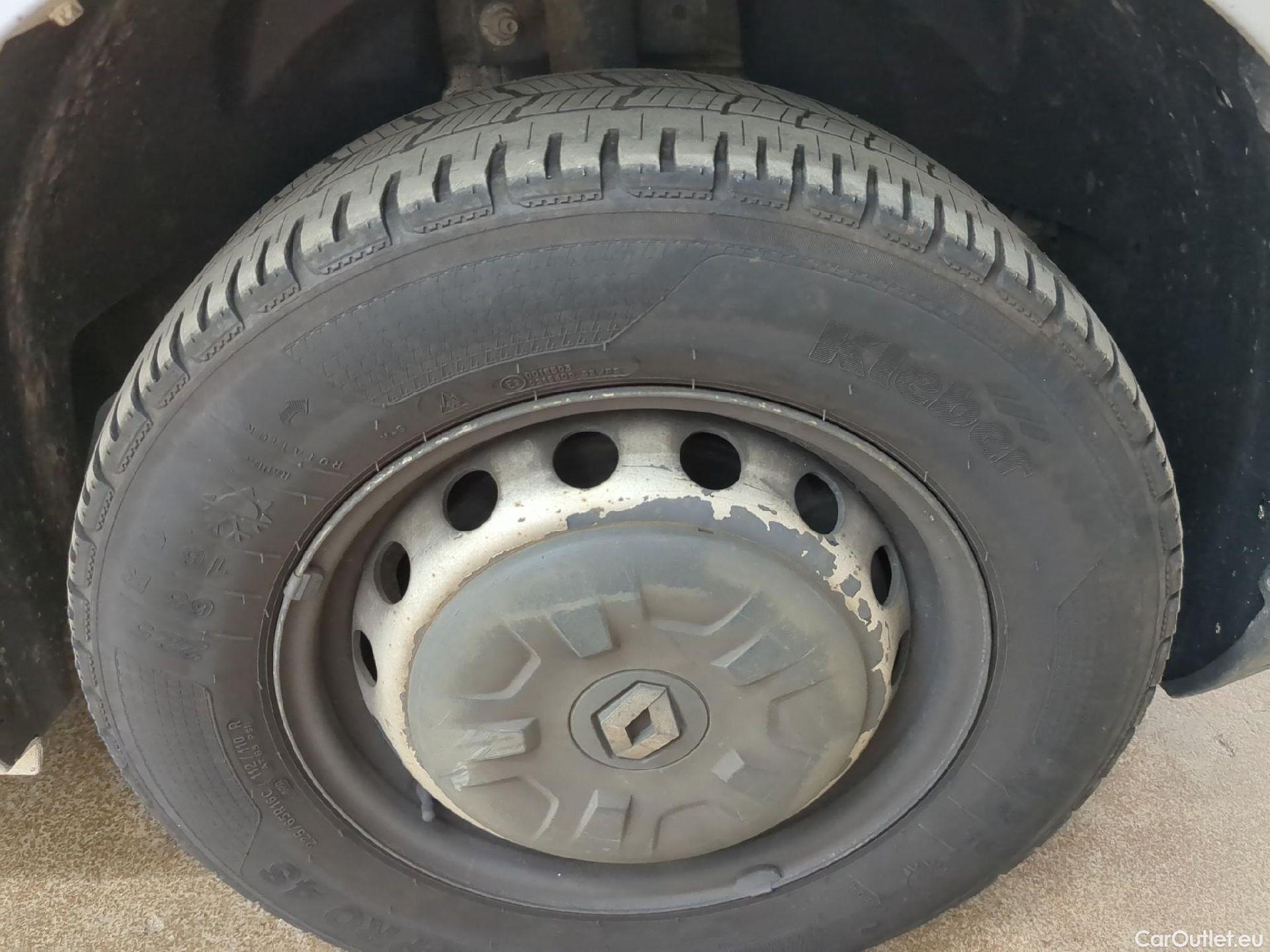  Renault  Master RENAULT  VU 4p Fourgon FG GCf Trac F3500 L3H2 Energy dCi 145 E6 #40