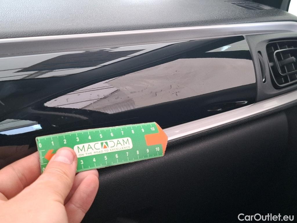  Citroen  C3  Société Feel Nav 1.2 PureTech 80CV BVM5 E6 #3