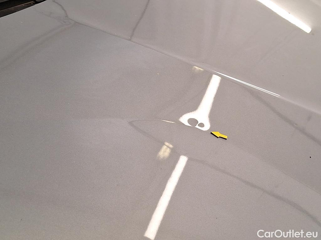  Peugeot  2008 PEUGEOT  / 2019 / 5P / Crossover 1.2 PT 130 S&S EAT8 GT Line #19