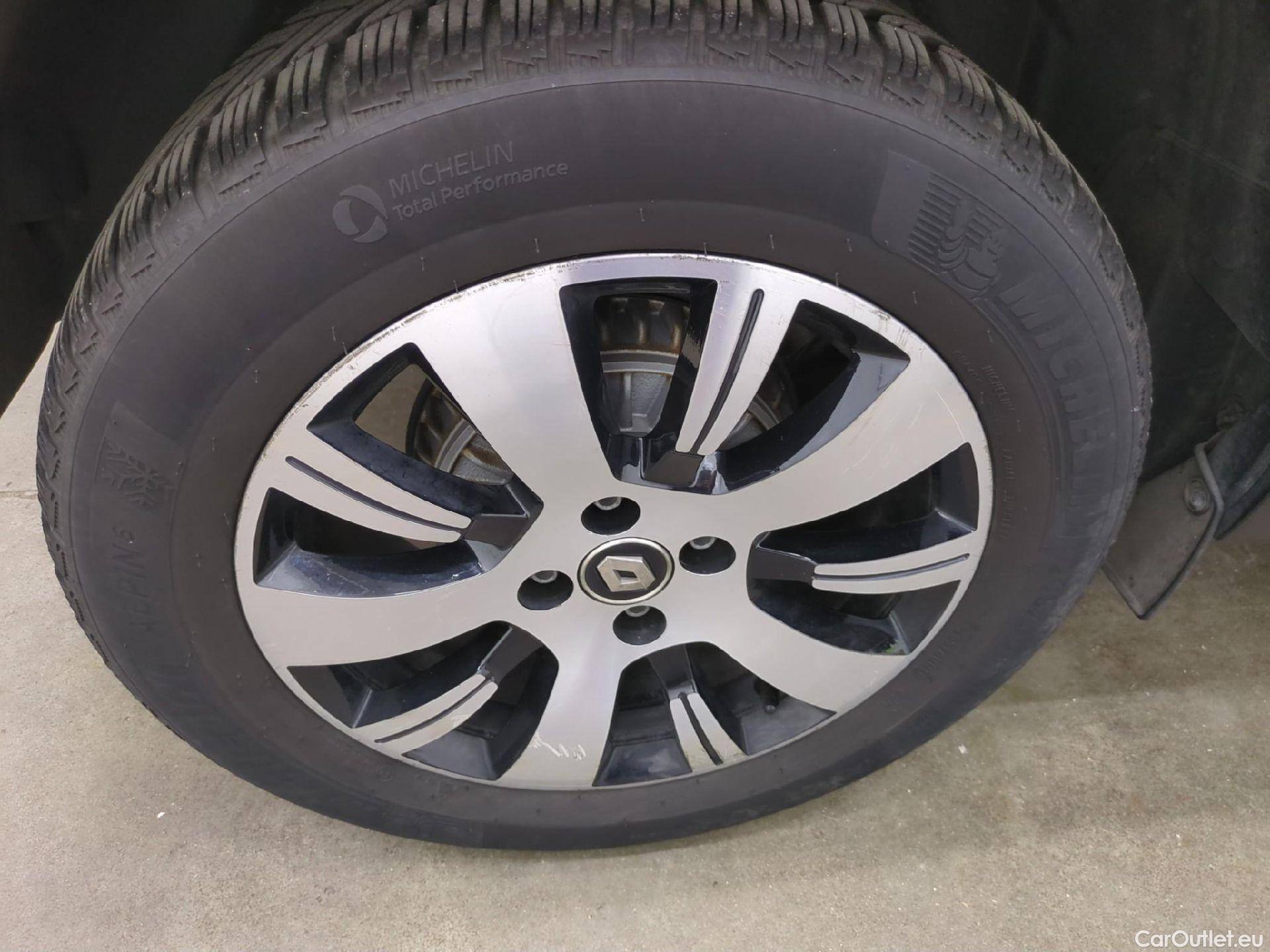  Renault  Captur  5p Crossover Business dCi 90 / TRANSFO VP/VF #19