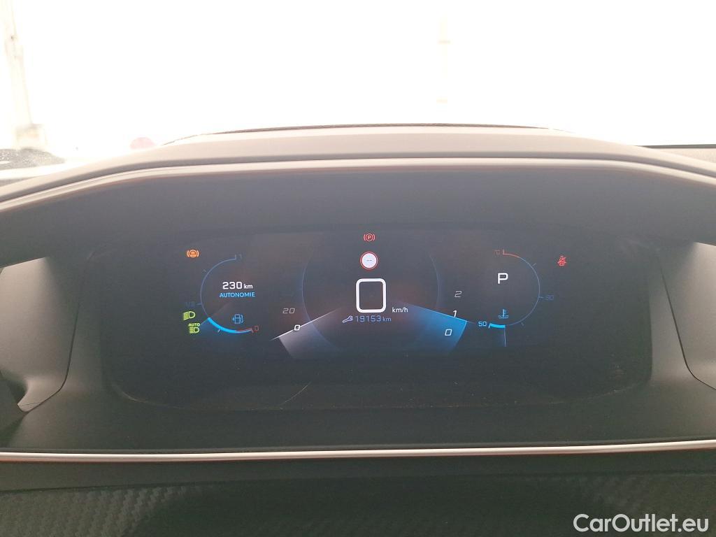  Peugeot  2008 PEUGEOT  / 2019 / 5P / Crossover 1.2 PT 130 S&S EAT8 GT Line #33