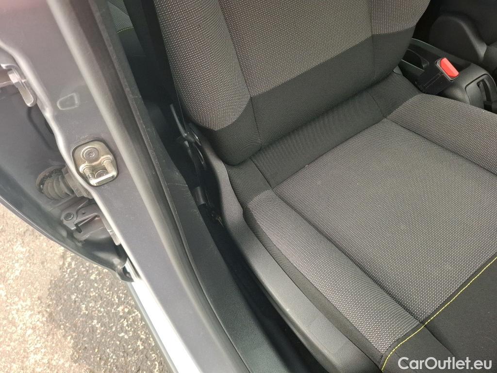  Citroen  C3  Feel Business 1.2 PureTech 80CV BVM5 E6d #4