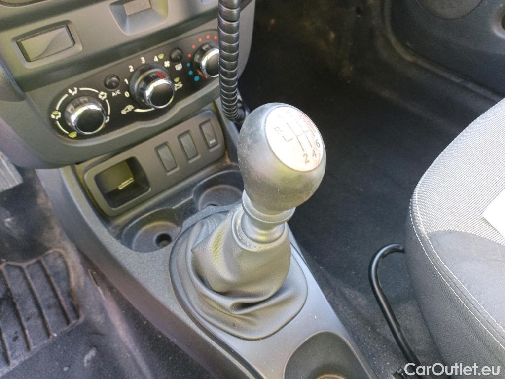  Dacia  Duster  I Ambiance 4x2 1.5 dCi 90CV MT6 E5 #34