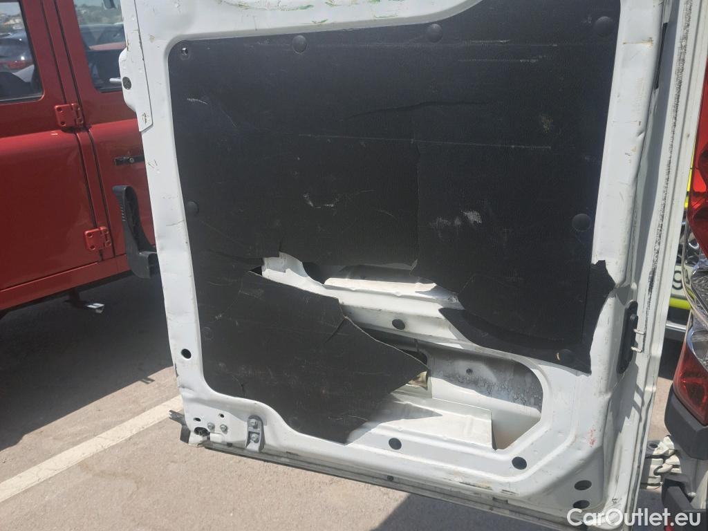  Iveco  Daily IVECO  / 2014 / 4P / furgón 2.3 TD 35S 14S V 3520/H2 #60