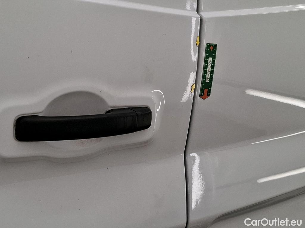  Renault  Trafic  Furgon Grand Confort L1H1 1200 1.6 dCi 125CV BVM6 E6 #26
