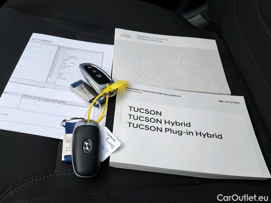  Hyundai  Tucson HYUNDAI  / 2020 / 5P / todoterreno 1.6 TGDI 169kW HEV Tecno Sky Auto #16