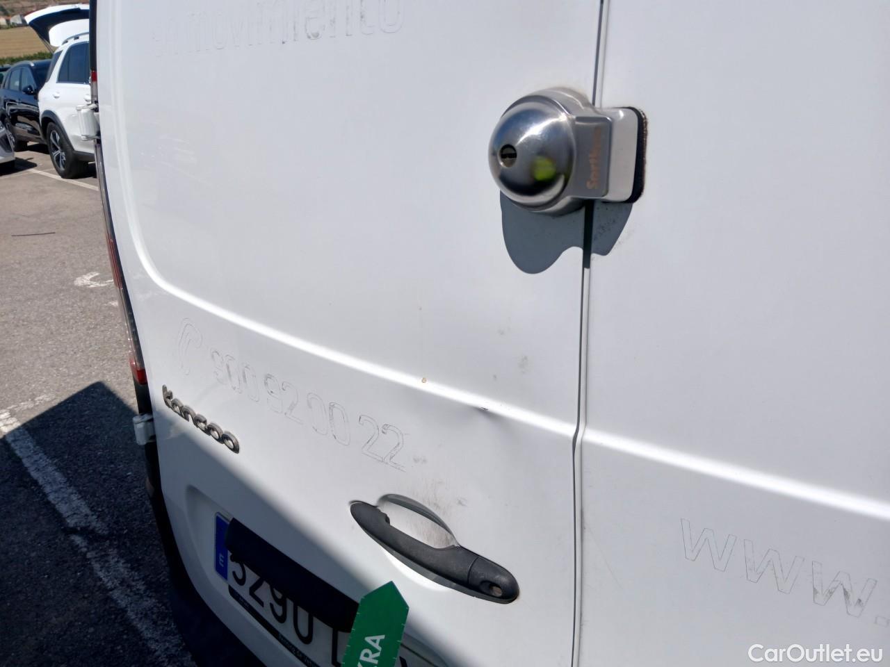  Renault  Kangoo  II Furgón Professional 1.5 dCi 95CV MT6 E6dT #35