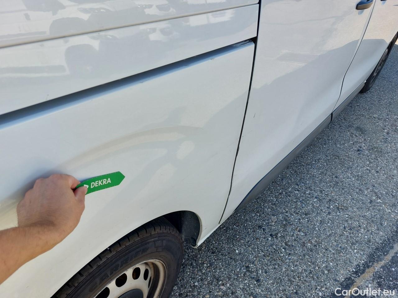  Opel  Vivaro OPEL  / 2019 / 4P / furgón 1.5 Diésel 74kW (100CV) M Std Express (AC) #36