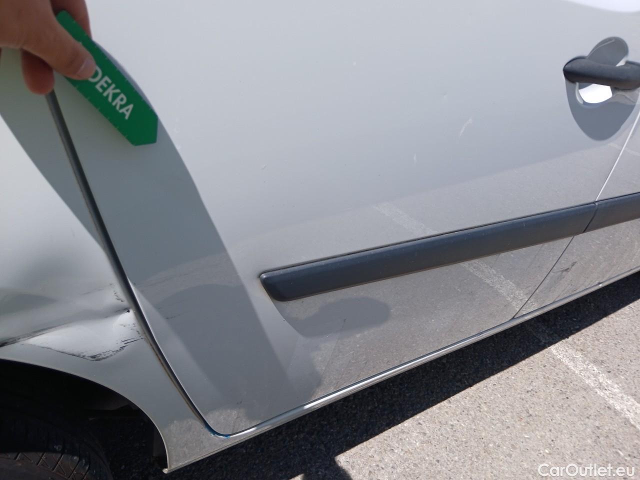  Renault  Kangoo  II Furgón Professional 1.5 dCi 95CV MT6 E6dT #43