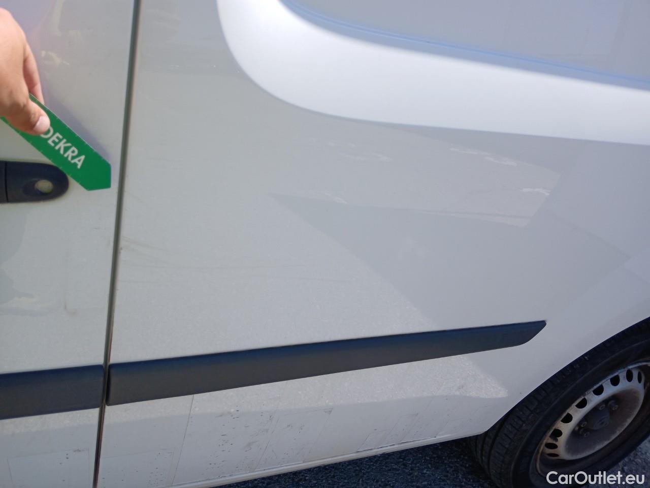  Renault  Kangoo  II Furgón Professional 1.5 dCi 95CV MT6 E6dT #27
