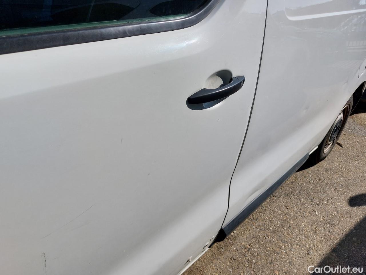  Opel  Vivaro OPEL  / 2019 / 4P / furgón 1.5 Diésel 74kW (100CV) M Std Express (AC) #26