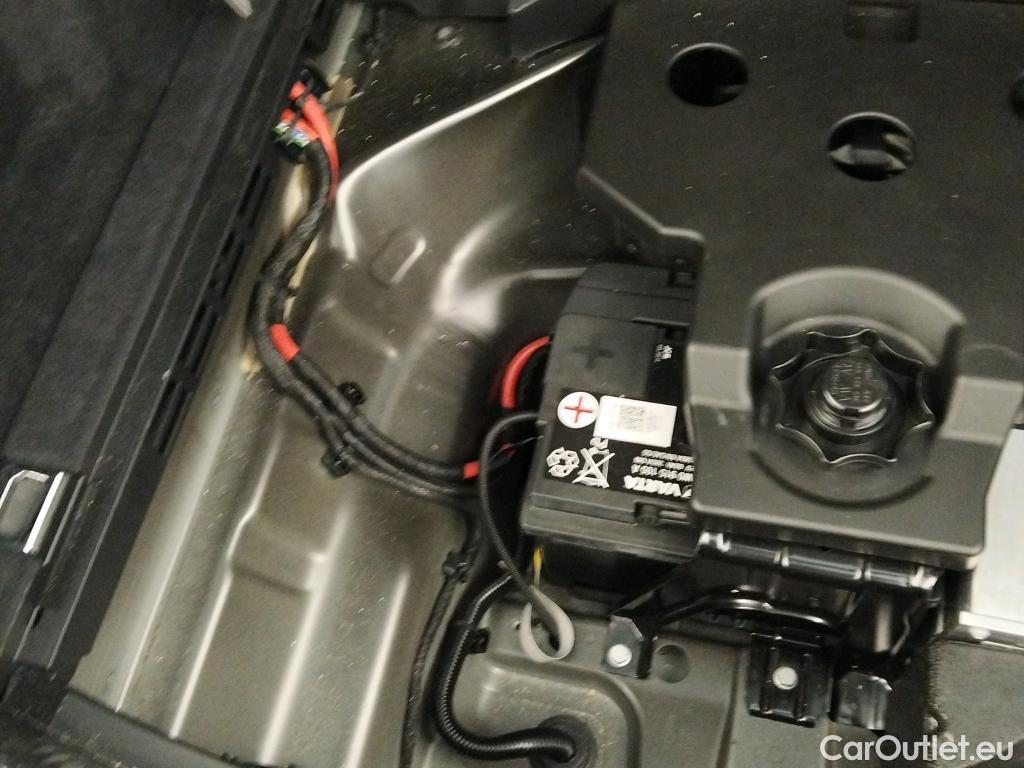 Audi  A4  Avant 35 TDI advanced 2.0 TDI 165CV AT7 E6dT #24