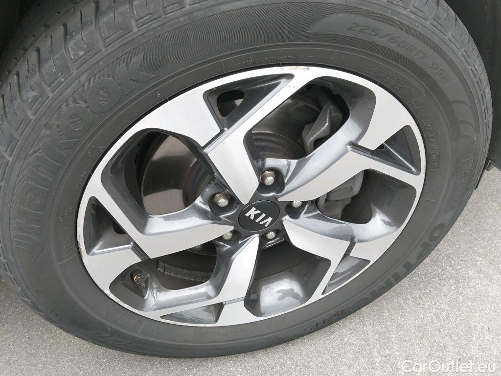  KIA  Sportage KIA  / 2018 / 5P / todoterreno 1.6 MHEV Drive Plus 100kW (136CV) 4x2 #1