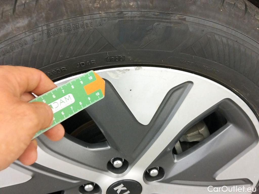  KIA  Niro  e- Drive 205CV #5