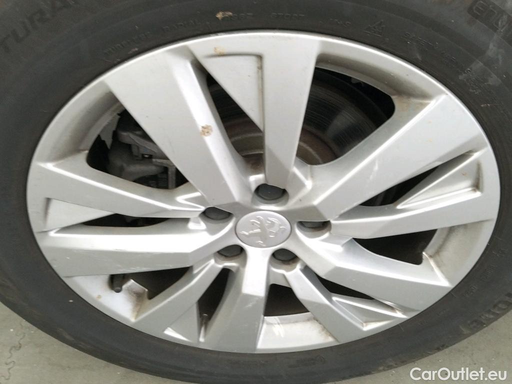  Peugeot  3008  Style 1.5 HDi 130CV MT6 E6dT #6