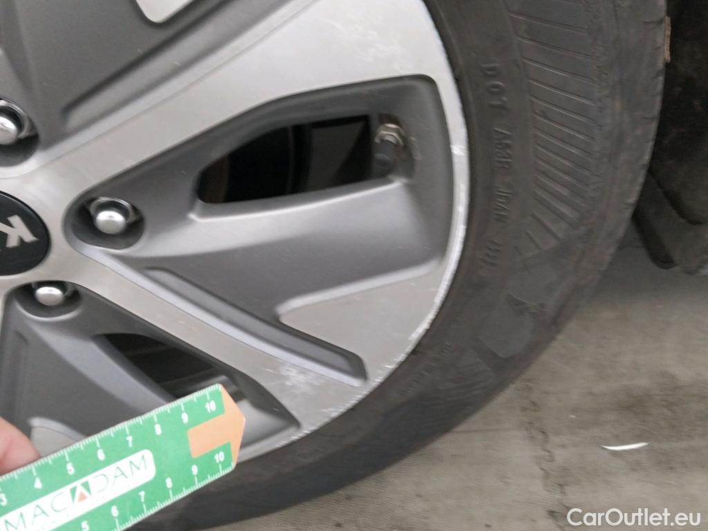  KIA  Niro  e- Drive 205CV #7