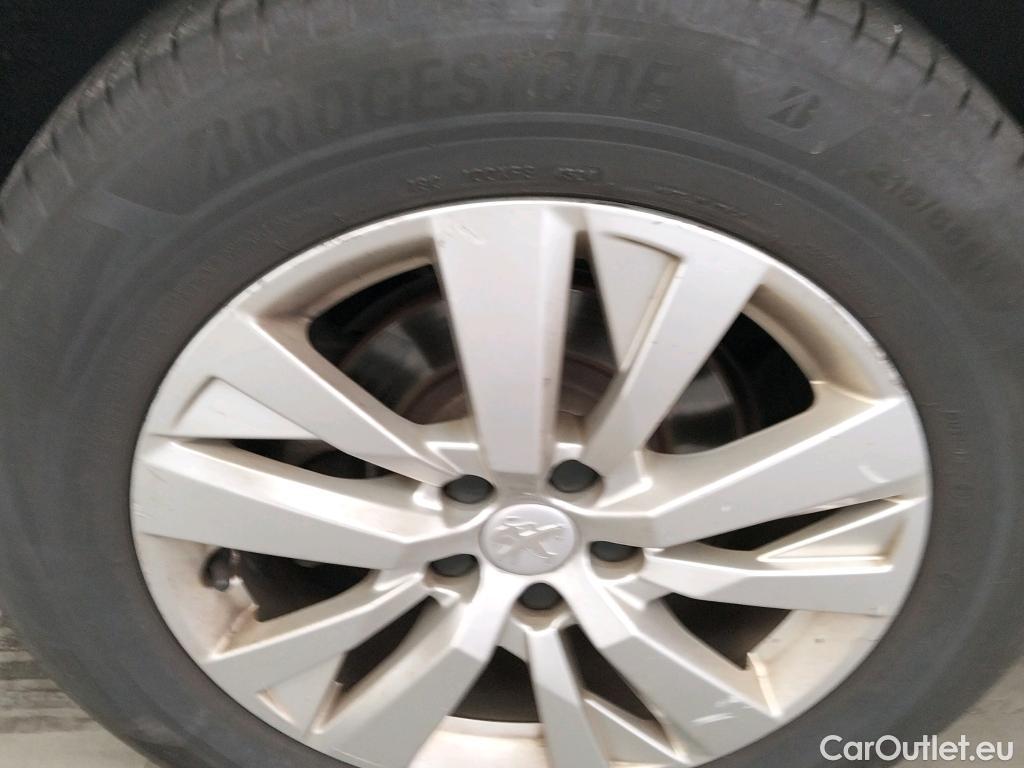  Peugeot  3008  Active 1.5 HDi 130CV MT6 E6dT #17