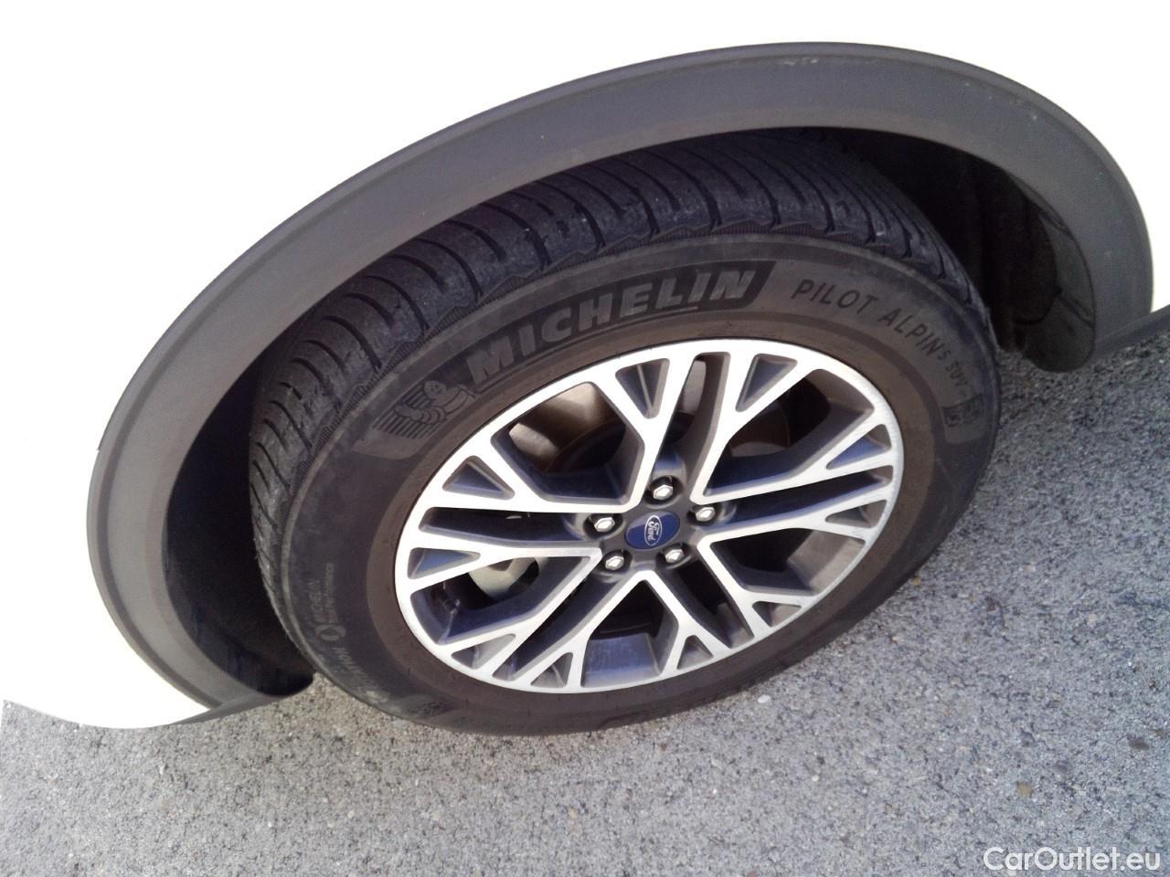  Ford  Kuga  Titanium Plug-In Hybrid 2.5 225CV ATV E6dT #7