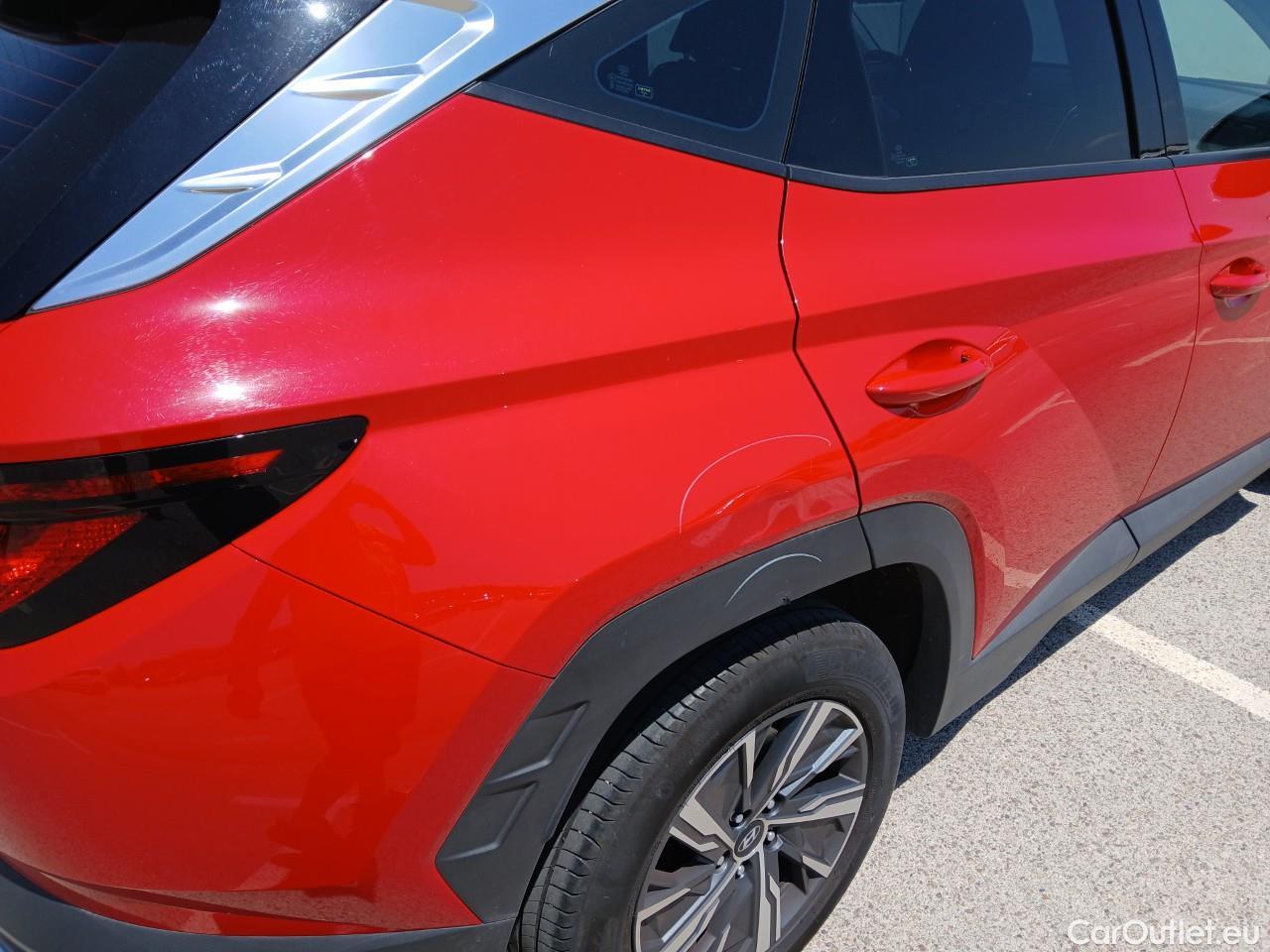  Land Rover  Discovery HYUNDAI Tucson / 2020 / 5P / todoterreno 1.6 CRDI 100kW (136CV) 48V Maxx #24