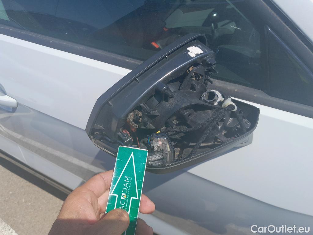  Audi  Q2  30 TFSI design 1.0 TFSI 115CV MT6 E6dT #4