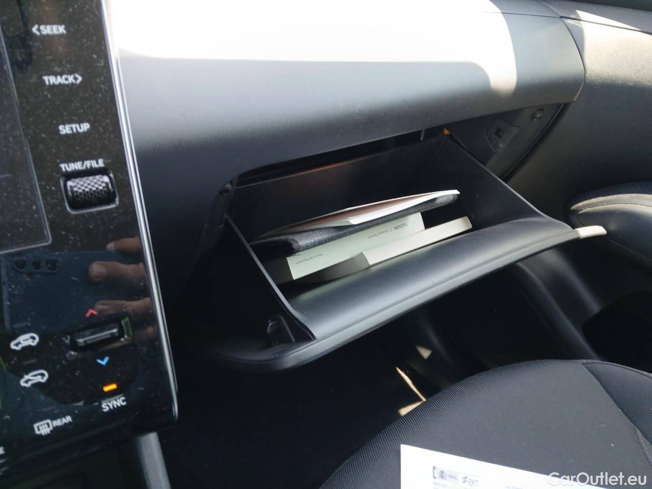  Land Rover  Discovery HYUNDAI Tucson / 2020 / 5P / todoterreno 1.6 CRDI 100kW (136CV) 48V Maxx #1