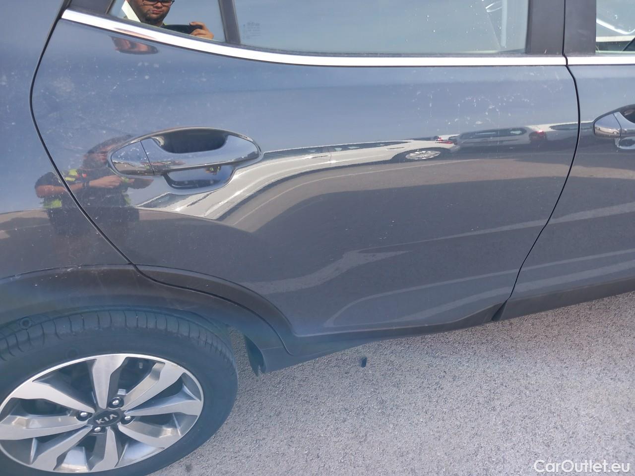  KIA  STONIC KIA  / 2017 / 5P / todoterreno 1.0 T-GDi 74kW (100CV) MHEV iMT Drive #42