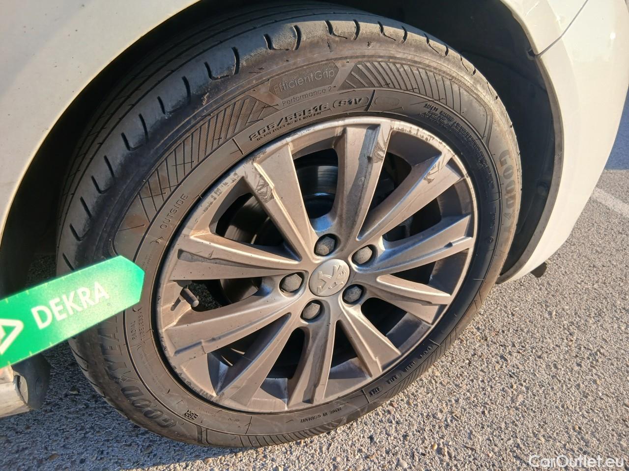  Peugeot  308  Style 1.5 HDi 100CV MT6 E6dT #50