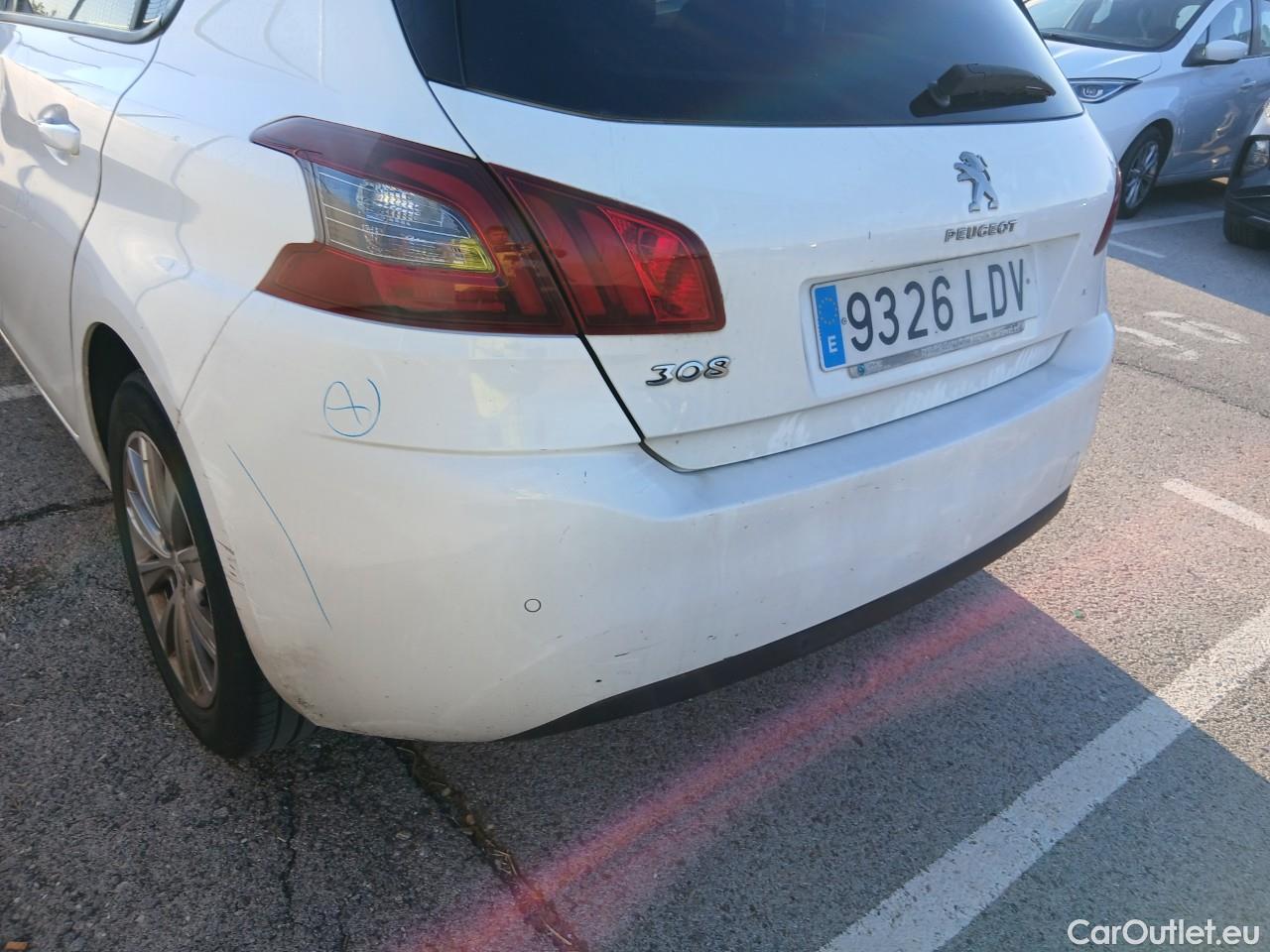  Peugeot  308  Style 1.5 HDi 100CV MT6 E6dT #32