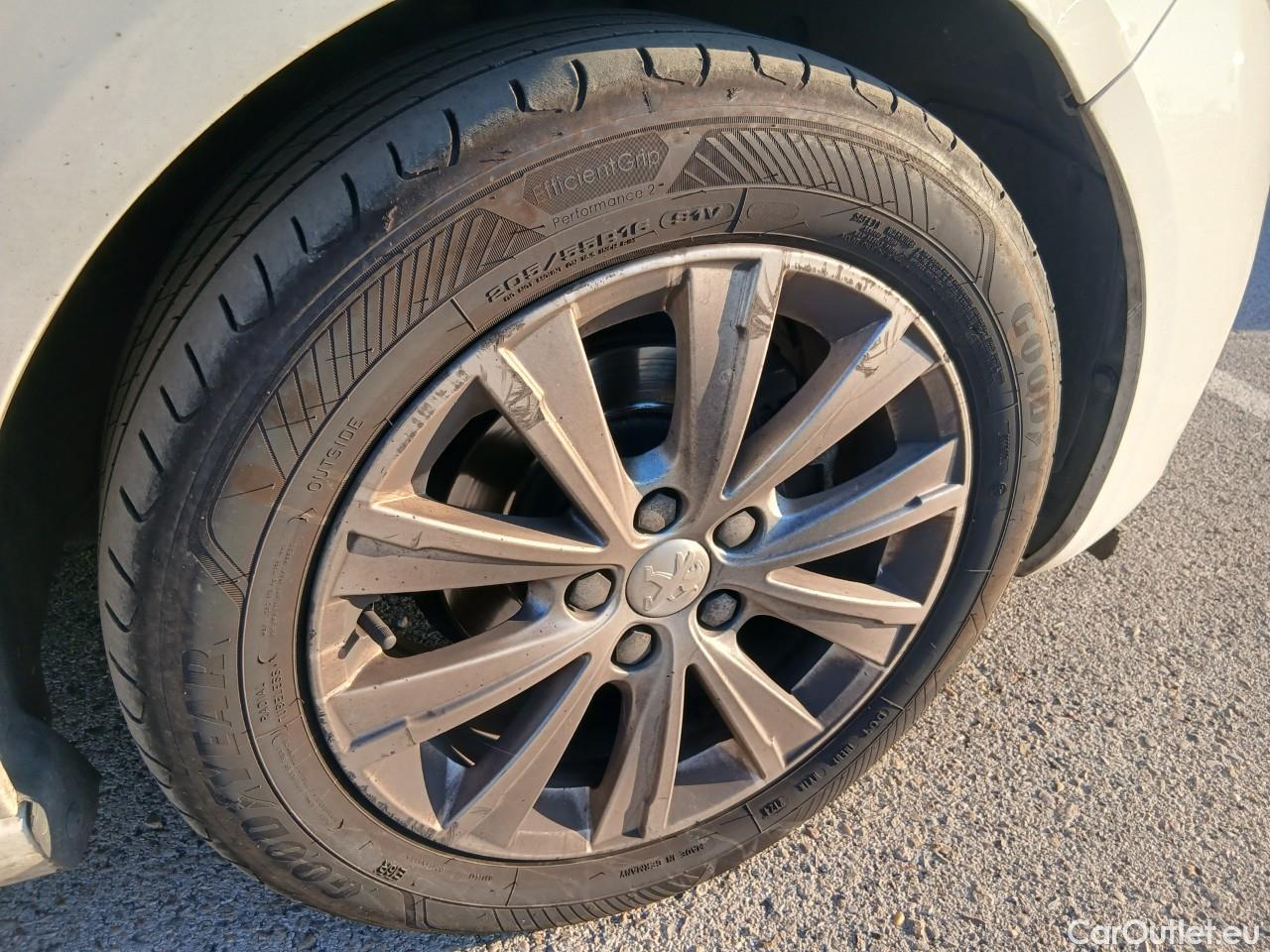  Peugeot  308  Style 1.5 HDi 100CV MT6 E6dT #49