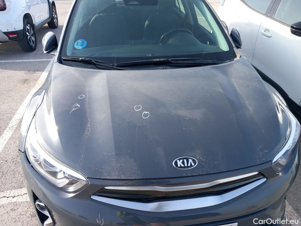  KIA  STONIC KIA  / 2017 / 5P / todoterreno 1.0 T-GDi 74kW (100CV) MHEV iMT Drive #2