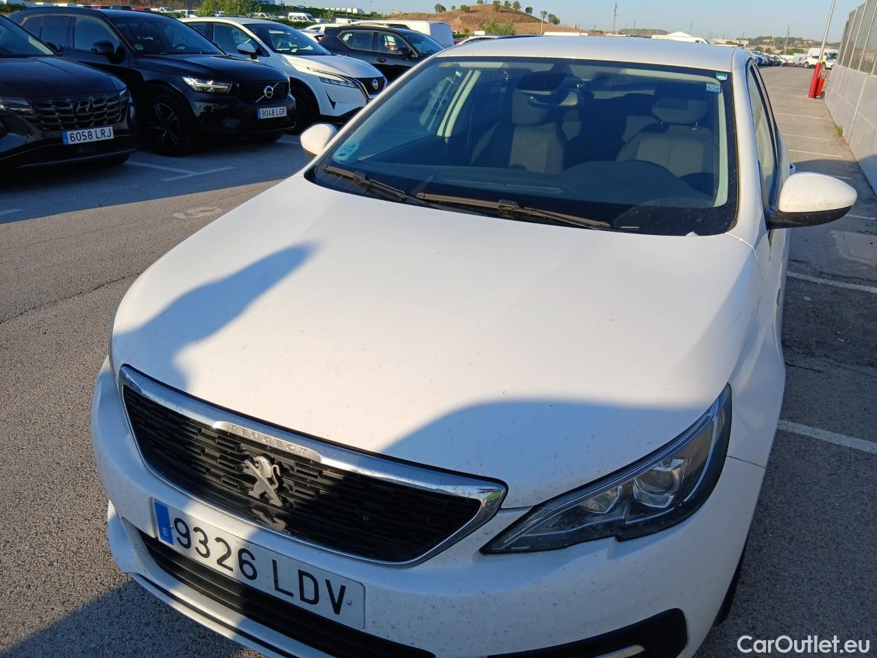 Peugeot  308  Style 1.5 HDi 100CV MT6 E6dT #11