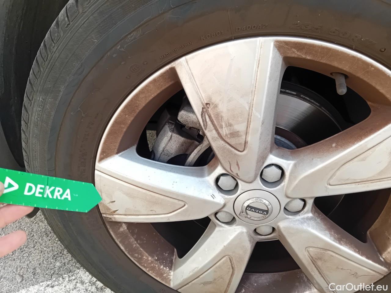  Volvo  XC 40 XC40 Momentum Core 2WD 1.5 130CV MT6 E6d #23