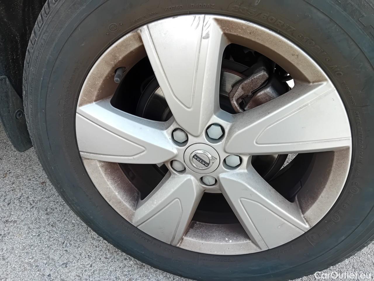 Volvo  XC 40 XC40 Momentum Core 2WD 1.5 130CV MT6 E6d #28