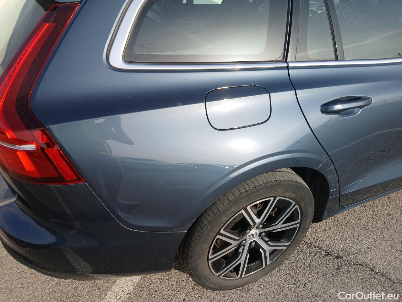  Volvo  V60 VOLVO  / 2018 / 5P / familiar 2.0 B4 (D) Core Auto #21