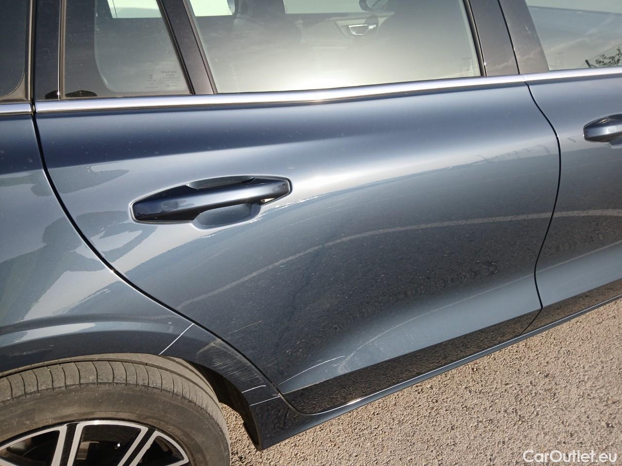  Volvo  V60 VOLVO  / 2018 / 5P / familiar 2.0 B4 (D) Core Auto #27