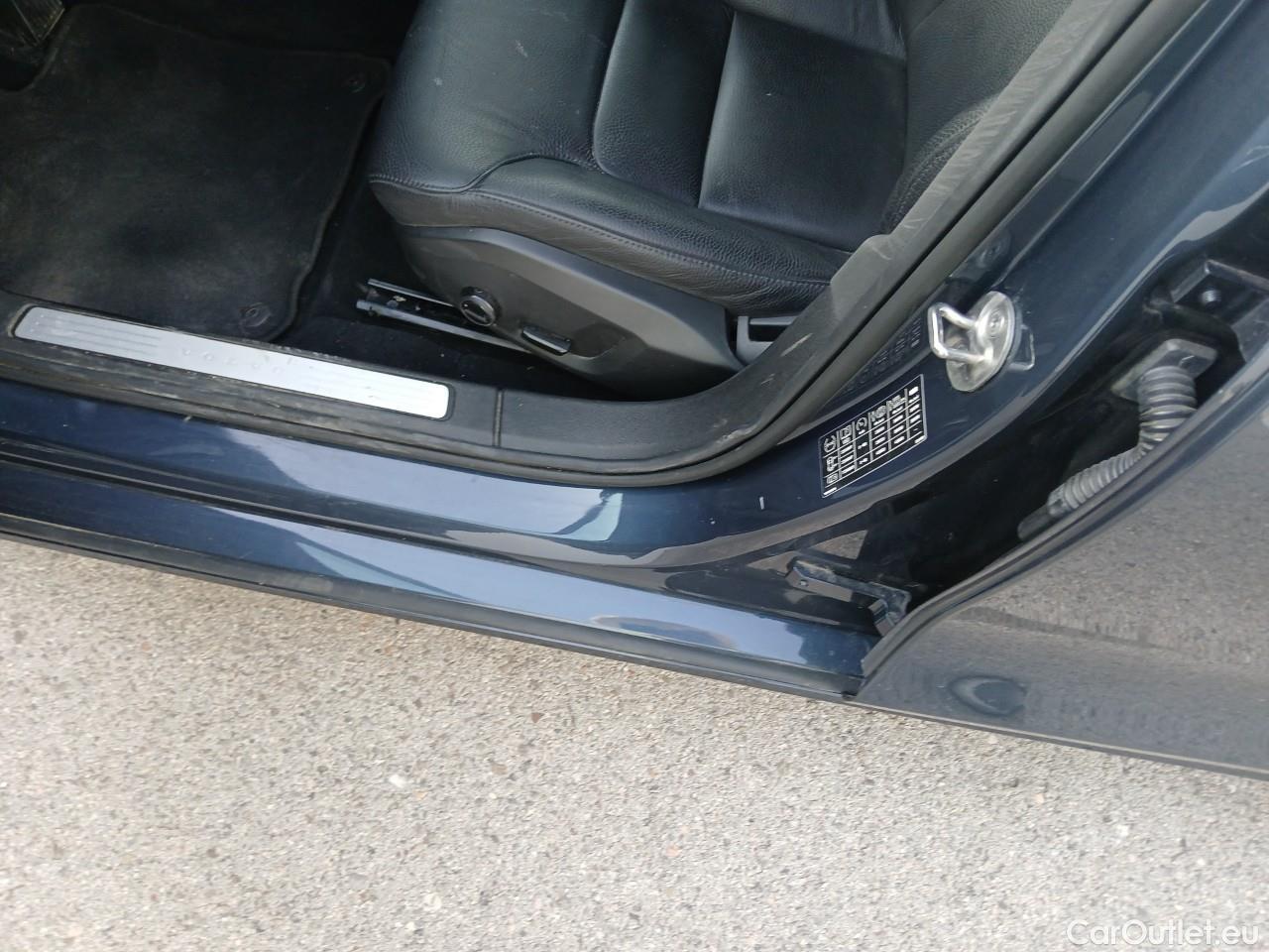  Volvo  V60 VOLVO  / 2018 / 5P / familiar 2.0 B4 (D) Core Auto #4