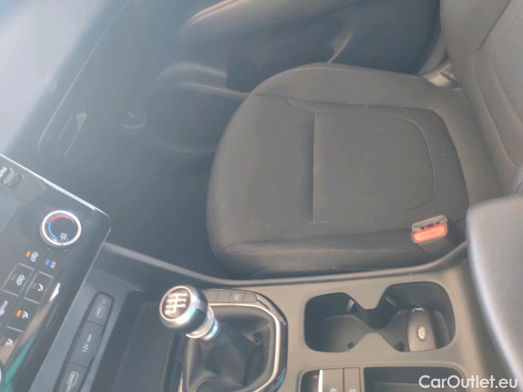  Land Rover  Discovery HYUNDAI Tucson / 2020 / 5P / todoterreno 1.6 CRDI 85kW (115CV) Klass #49