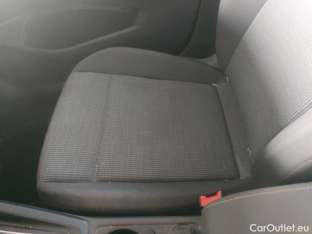  Volkswagen  Golf  VIII Berlina 2.0 TDI 115CV MT6 E6d #2