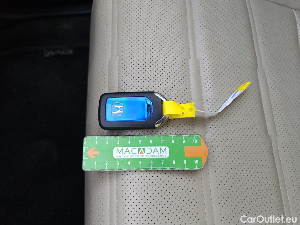  Honda  CR-V HONDA  / 2018 / 5P / todoterreno 2.0 i-MMD 4x2 LIFESTYLE #1