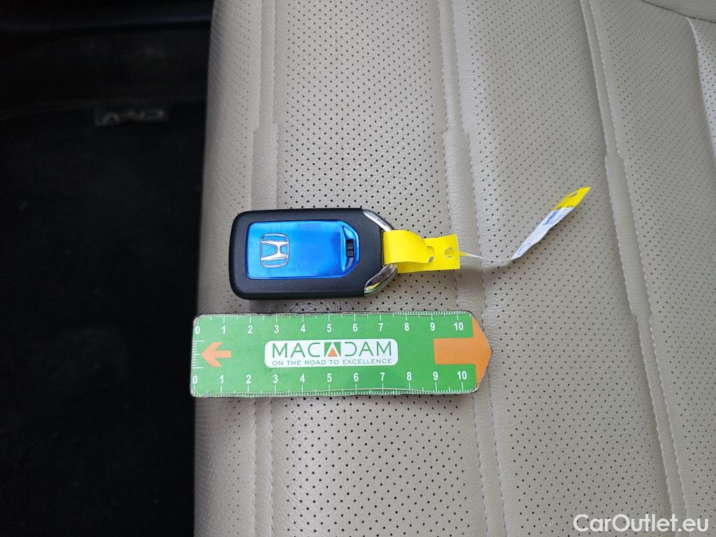  Honda  CR-V HONDA  / 2018 / 5P / todoterreno 2.0 i-MMD 4x2 LIFESTYLE #2