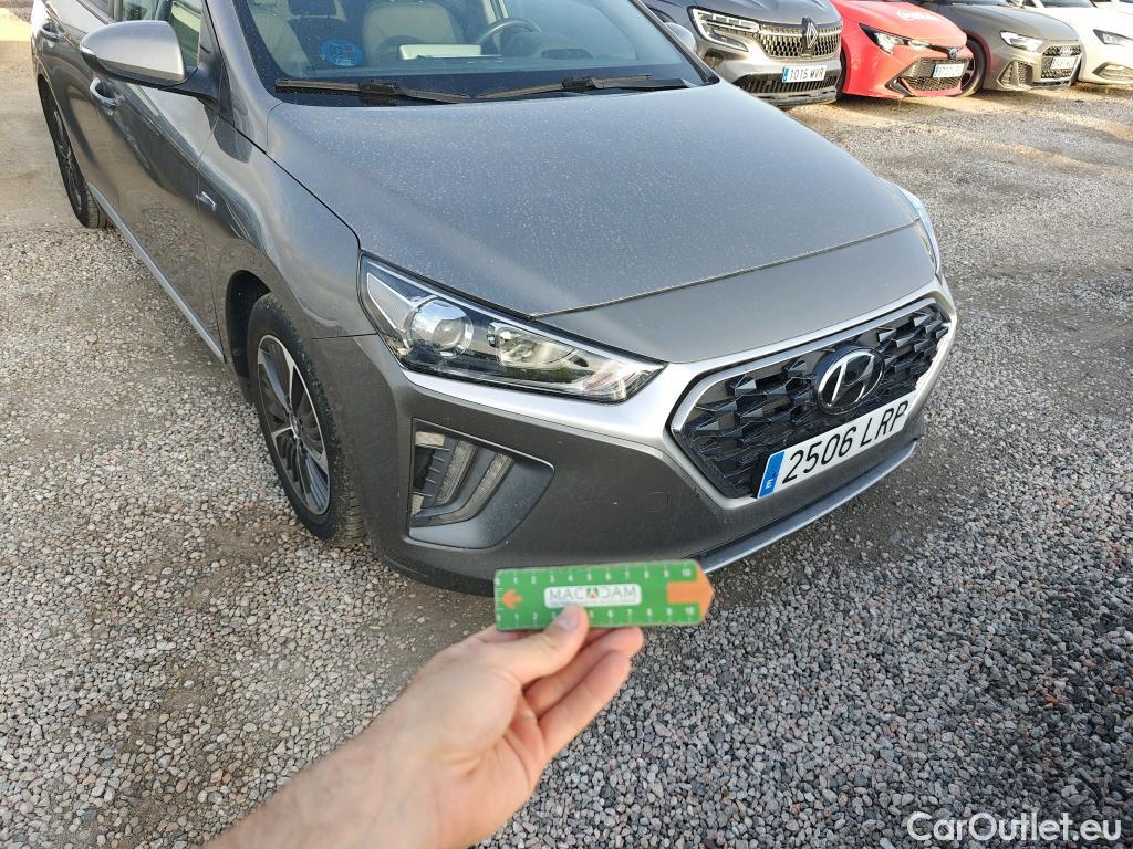  Hyundai   Ioniq HYUNDAI / 2019 / 5P / berlina con portón 1.6 GDI PHEV Klass DCT #22