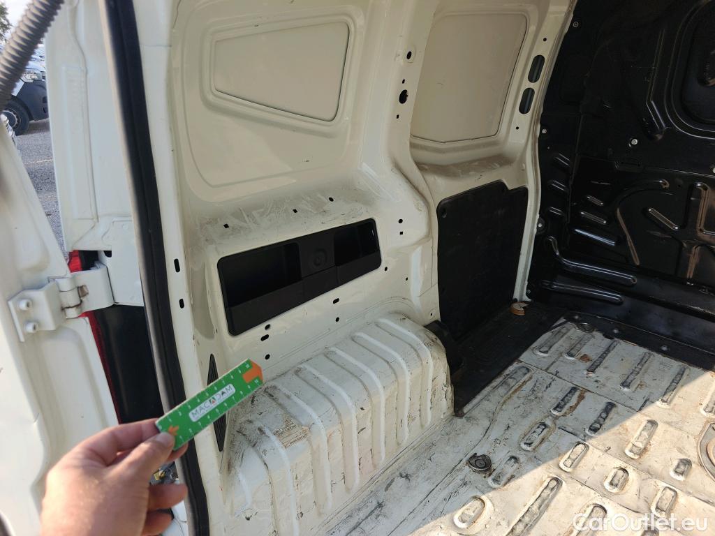  Fiat  Fiorino III  Cargo 1.3 Multijet 95CV MT5 E6 #5